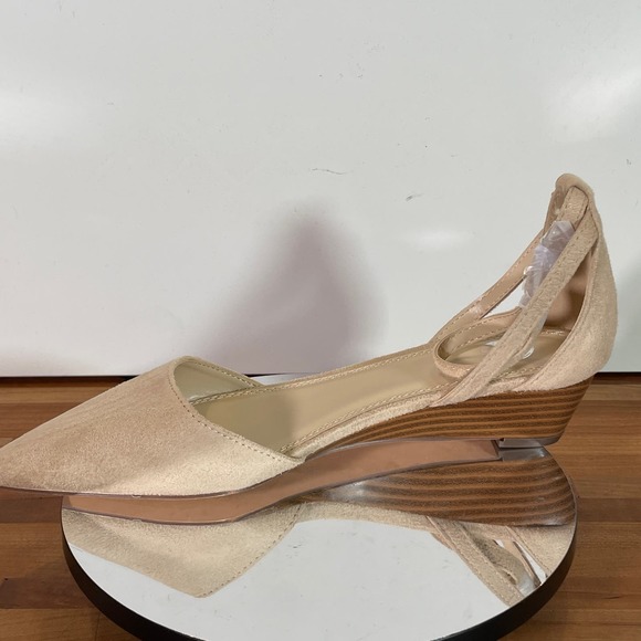 Journee Collection  Women's Arkie Sliver Wedge, nude 8 1/2M - Picture 6 of 12